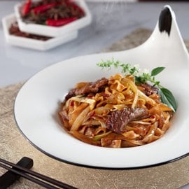 麻辣炒牛河 麻辣炒牛河