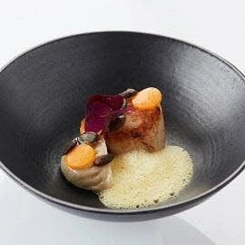 帶子兩食配牛油瓜, 卡邦尼汁