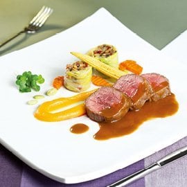 烤牛柳南瓜蓉蔬菜卷