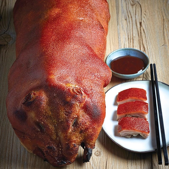 【心火相傳】十年磨煉的堅持 燒出香脆芝麻皮乳豬