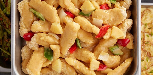 兩餸飯可添東南亞風味菜式 兩餸飯可添東南亞風味菜式
