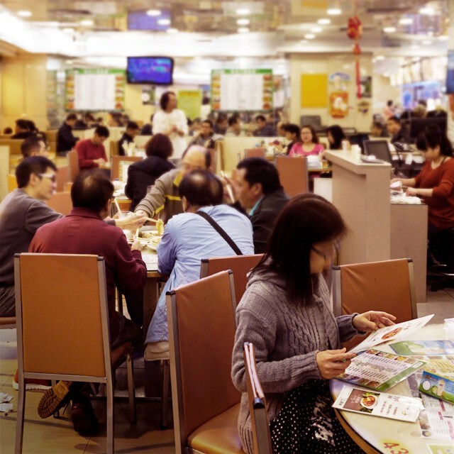 五月最低工資加6.2% 茶記每周工時長達57小時  五月最低工資加6.2% 茶記每周工時長達57小時