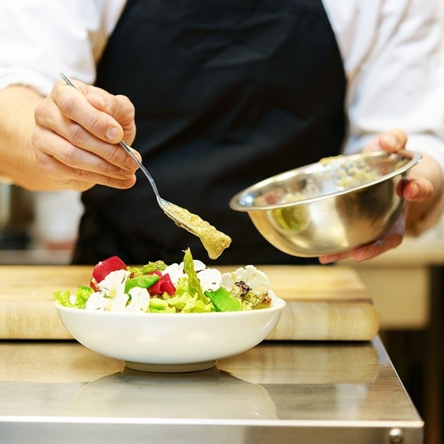 沙律醬全攻略: 3分鐘了解沙律醬種類、做法與芝士配搭技巧