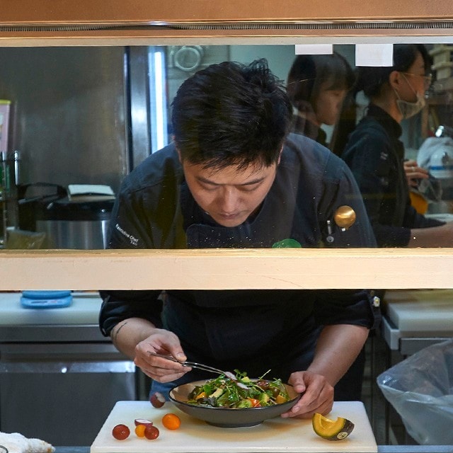 Smart Eating 新一代蔬食餐廳行銷學 ── 台灣的「小小樹食」引發靈感