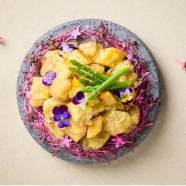 清新酸辣沙律芒果雞球