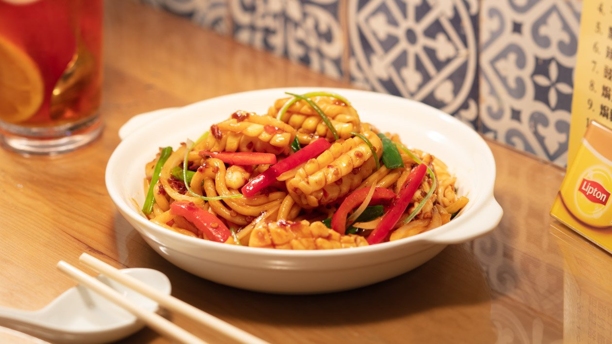 鮮魷三蔥炒烏冬 – 食譜詳情 鮮魷三蔥炒烏冬 – 食譜詳情